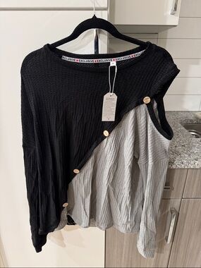 Exclusively Fancy Black and Gray Two-Tone Waffle Knit Button Pullover